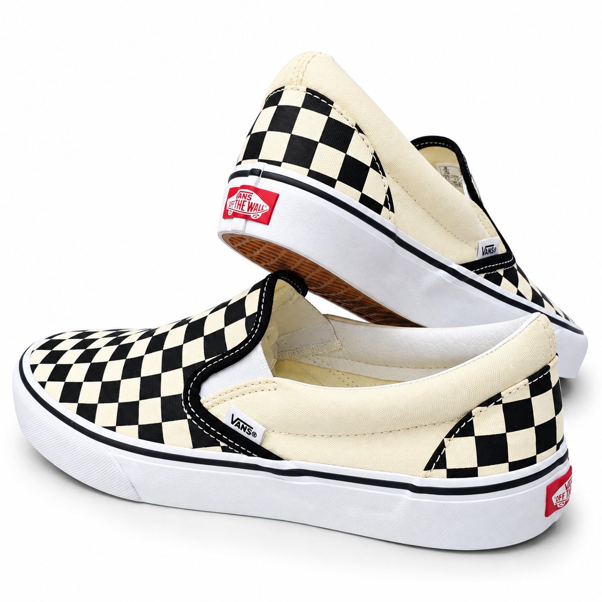Tênis Vans Classic Slip On Black/White VNB00EYEBWW
